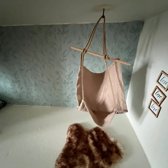 Maileg Micro Hammock Chair - Picture 2 of 7